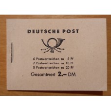 ALEMANIA ORIENTAL DDR 1957 CARNET COMPLETO MINT DE TAPAS CARTULINA BLANCA MUY RARO !!! BAJISIMA BASE !!!